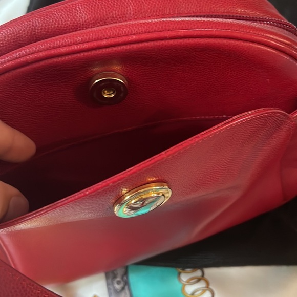 Lanvin Paris red sling/shoulder bag - Picture 12 of 15